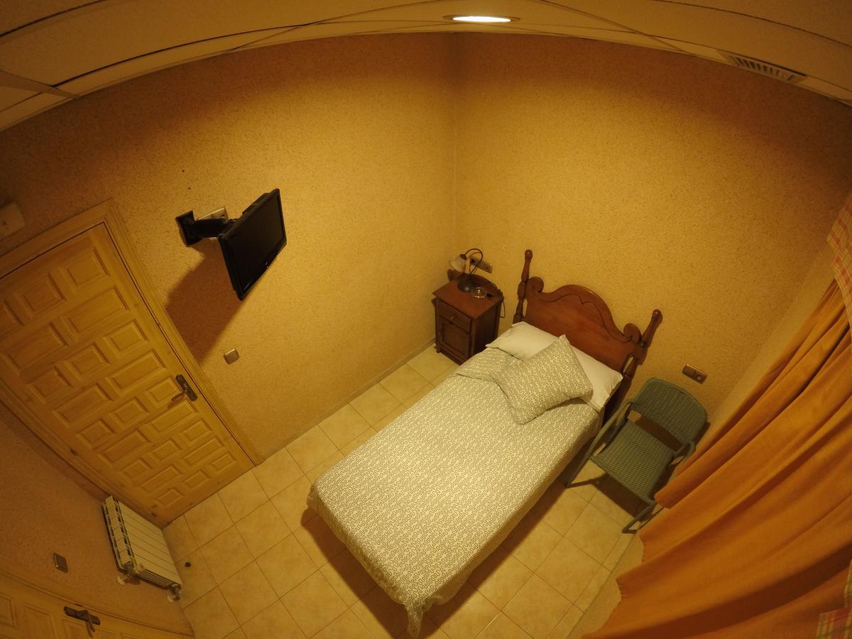 Hostal La Casa De Enfrente Málaga Exterior foto