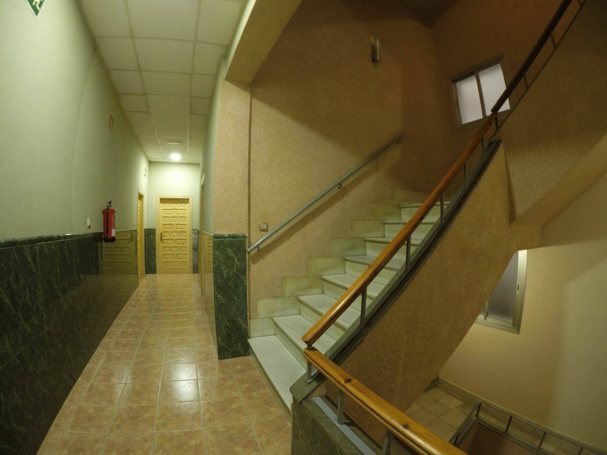 Hostal La Casa De Enfrente Málaga Exterior foto